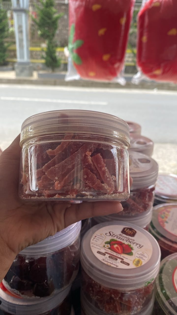 Manisan Strawberry